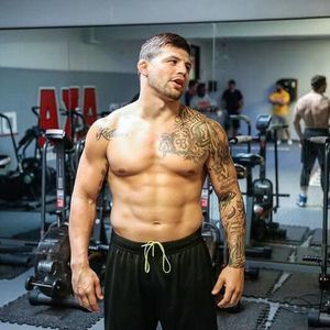 Meet your Posher, Kyle